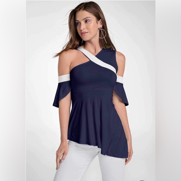 NWOT Venus Navy/White ColorBlock Flutter Sleeve Cold Shoulder Asymmetrical M Top - Picture 1 of 8